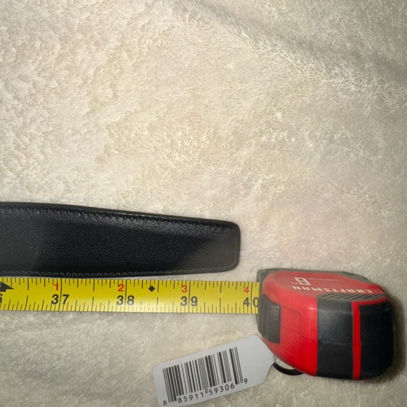 YSL - Saint Laurent Paris Women’s Logo Belt Black Size 85 Gold Hardware. EUC - Picture 12 of 16